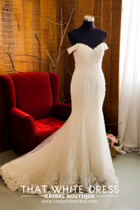76LLW01 LL Mien Off shoulder Trumpet Wedding Gown Full lace Romantic Malaysia Kuala Lumpur Selangor Petaling Jaya